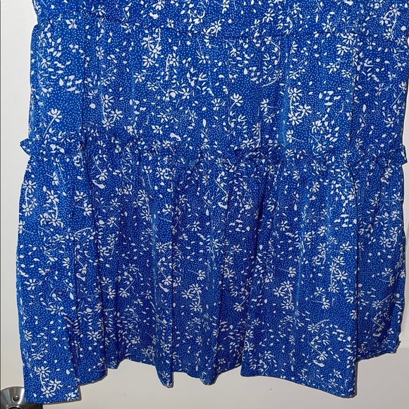 Pinch Blue and White Floral Pattern Dress - Picture 7 of 12